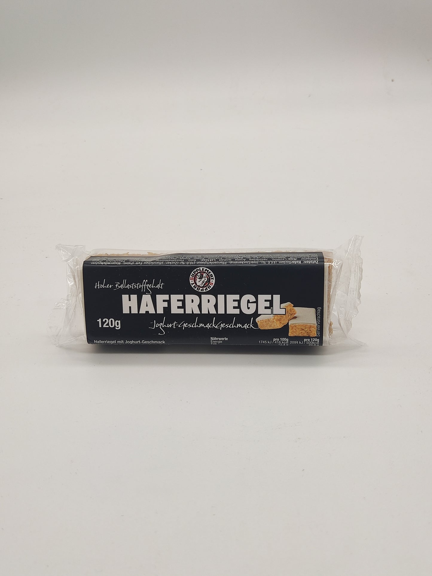 Haferiegel Joghurtgeschmack 120g, ballaststoffreicher Müsliriegel, einzeln verpackt, auf weißem Hintergrund