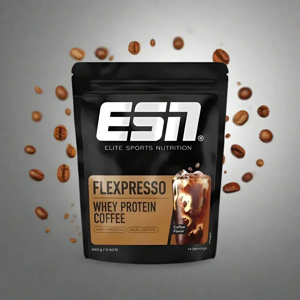 ESN Flexpresso Whey Protein Coffee Beutel in Kaffeegeschmack mit Kaffeebohnen