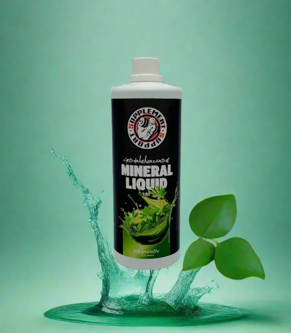 Mineral Liquid Getränkekonzentrat von Supplement-Support mit frischen Blättern und Wasserspritzern