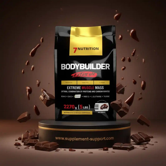 7Nutrition Bodybuilder Extreme Muscle Mass Weight Gainer Schokolade auf einem Podest