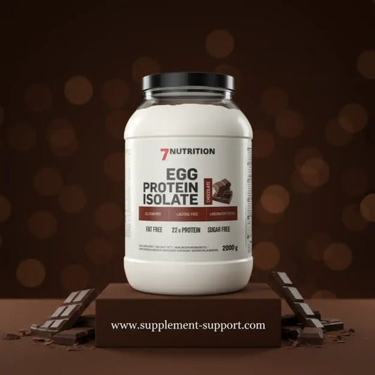 7Nutrition Egg Protein Isolate Schokolade, 2000g Proteinpulver Dose auf braunem Hintergrund