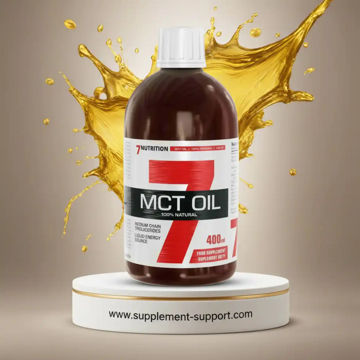 7Nutrition MCT Öl 400ml Flasche vor einem goldenen Öl-Spritzer auf weißem Podest