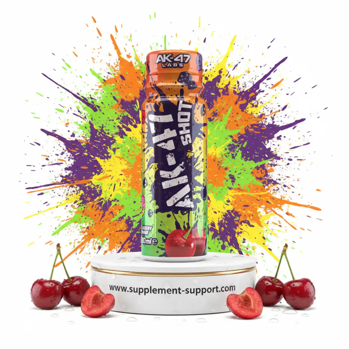AK-47 Labs Shot Energy Drink mit Kirschen vor farbenfrohem Hintergrund
