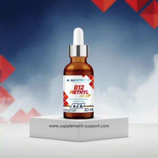 All Nutrition Vitamin B12 Methyl Tropfen, 30ml Braunglasflasche mit Pipette auf weißem Podest