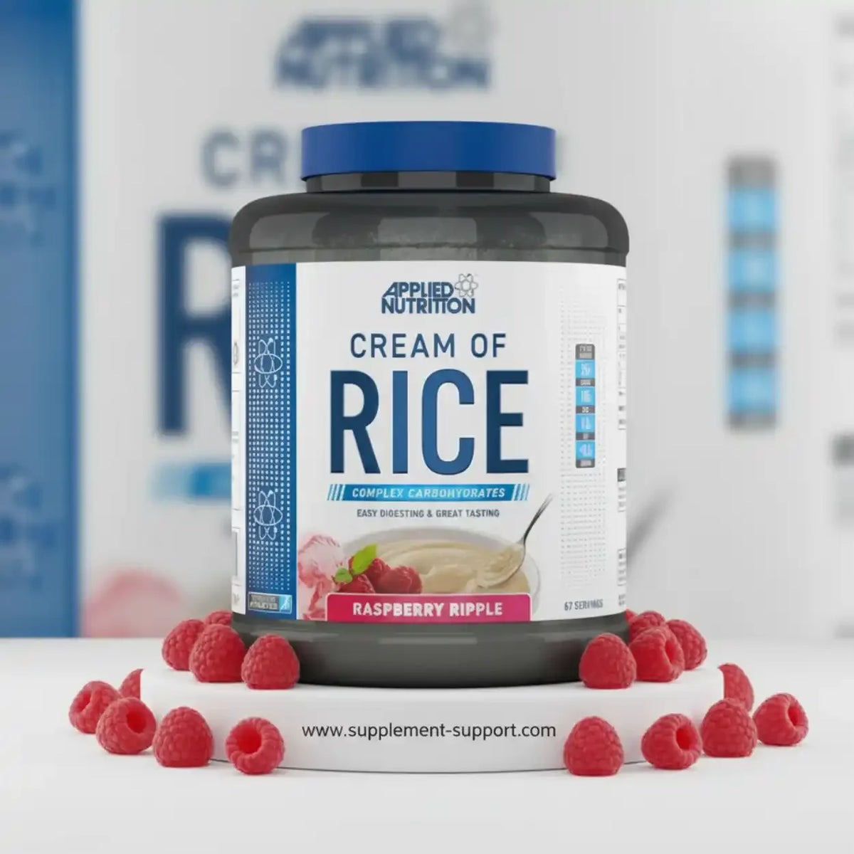 Applied Nutrition Cream of Rice in Raspberry Ripple Geschmack mit frischen Himbeeren.