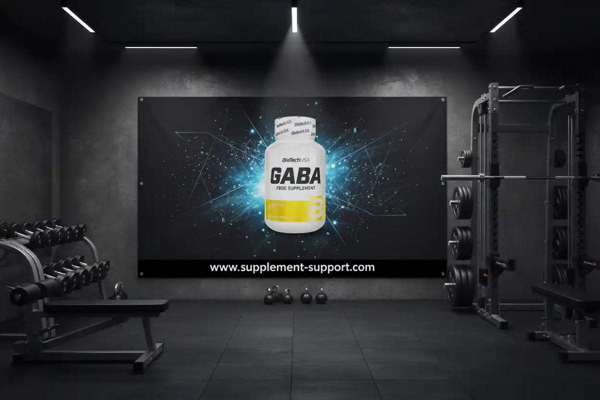 GABA Nahrungsergänzungsmittel in modernem Fitnessstudio mit Gewichten und Trainingsgeräten