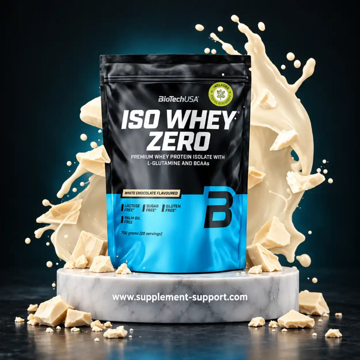 BioTech USA Iso Whey Zero Molkenprotein Isolat in Weißer Schokolade auf Marmorsockel