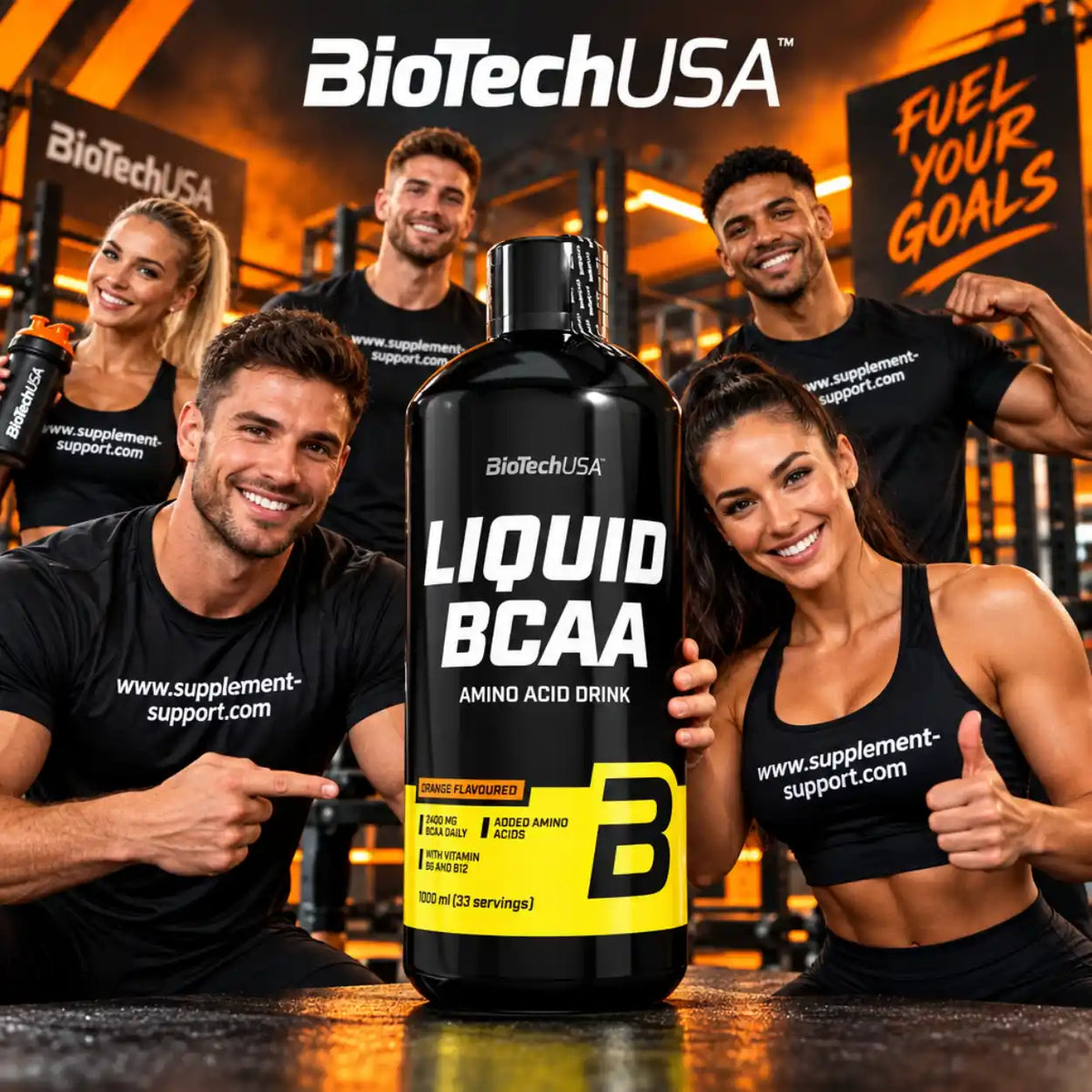 BioTech USA Liquid BCAA Amino Acid Drink Flasche mit sportlichen Menschen im Fitnessstudio.