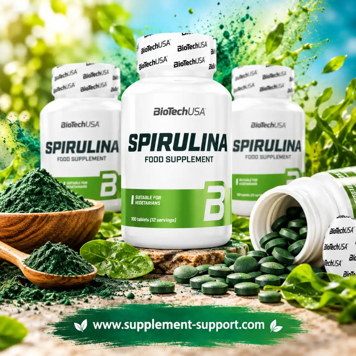 BioTech USA Spirulina Nahrungsergänzungsmittel als Tabletten und Pulver mit grünen Blättern