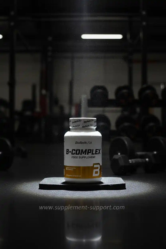 B-Complex Nahrungsergänzungsmittel für Sportler im Fitnessstudio