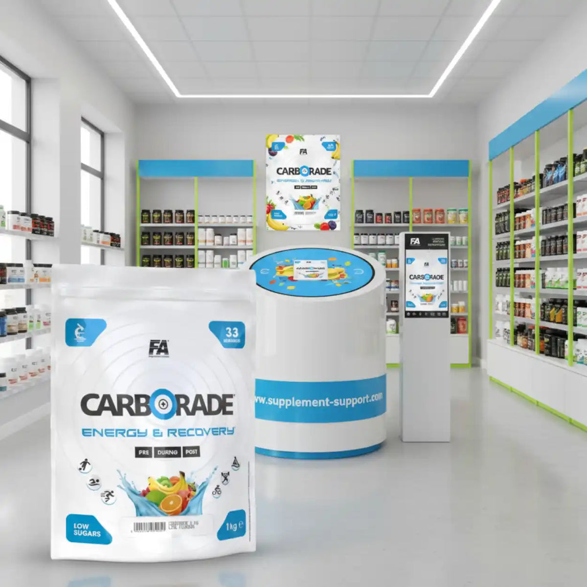 FA Nutrition CARBORADE Kohlenhydrat Pulver in einem hellen Supplement-Store