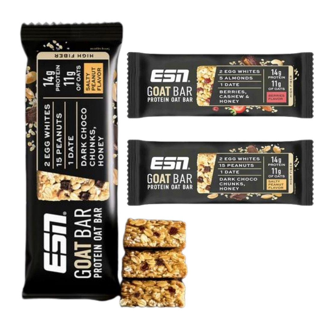 Proteinriegel mit Haferflocken, Nüssen und Schokolade in schwarzer Verpackung, mehrere Sorten sichtbar