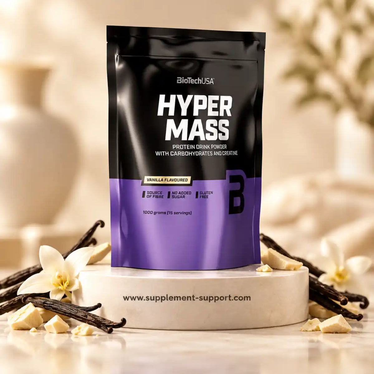 BioTech USA Hyper Mass Protein Drink Powder in Vanille-Geschmack mit Vanilleschoten und Schokolade.
