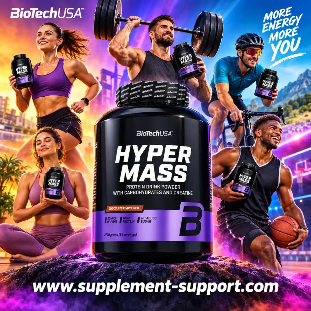 BioTech USA Hyper Mass Protein Drink Powder für Muskelaufbau mit Sportlern im Hintergrund.