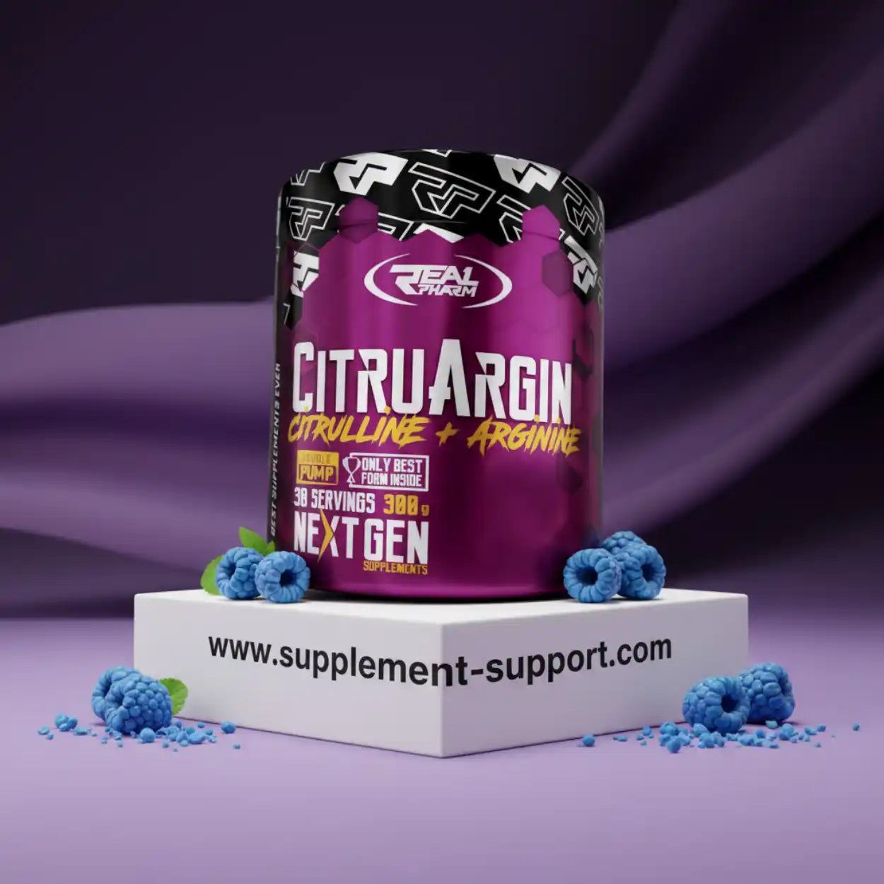 Dose Citrullin Arginin Next Gen Supplement violett, dekoriert mit Heidelbeeren auf Podest